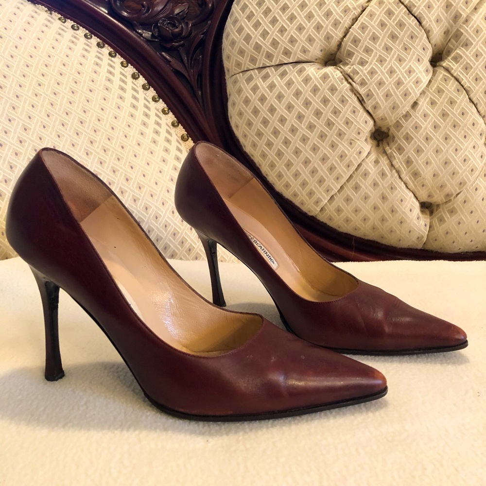 Manolo Blahnik vintage brown leather pumps sz 38.5